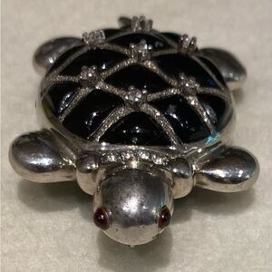 Angelique de Paris’ Sterling Silver & Black Brooch